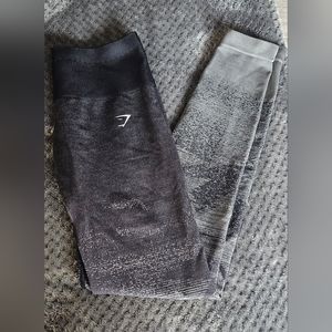 Gymshark Full-length Leggings (Black and gray/Size S)